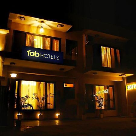 Fabhotel Cotts Villa Vasant Kunj Nueva Delhi Exterior foto